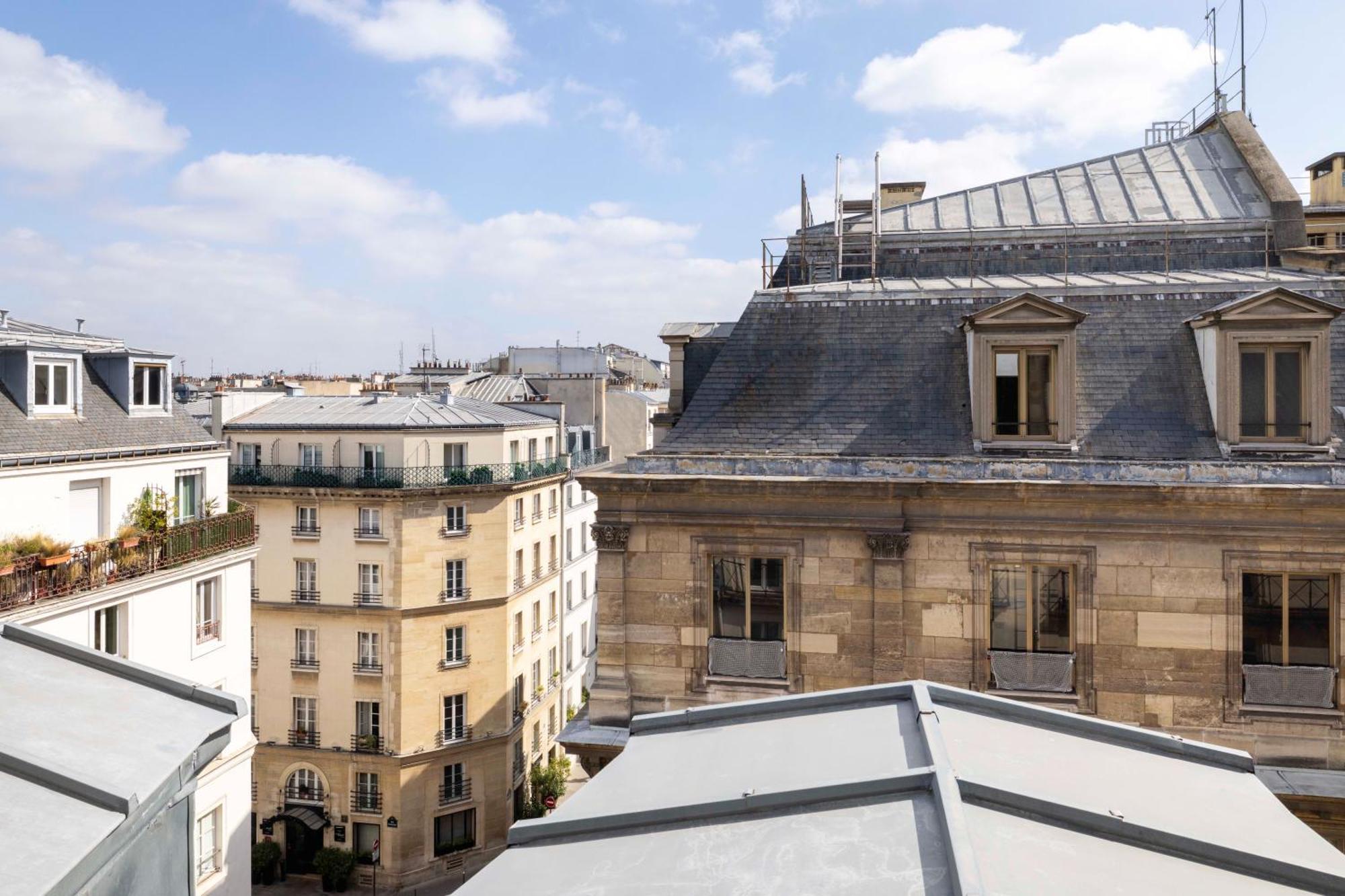 Korner Louvre Paris Exterior foto