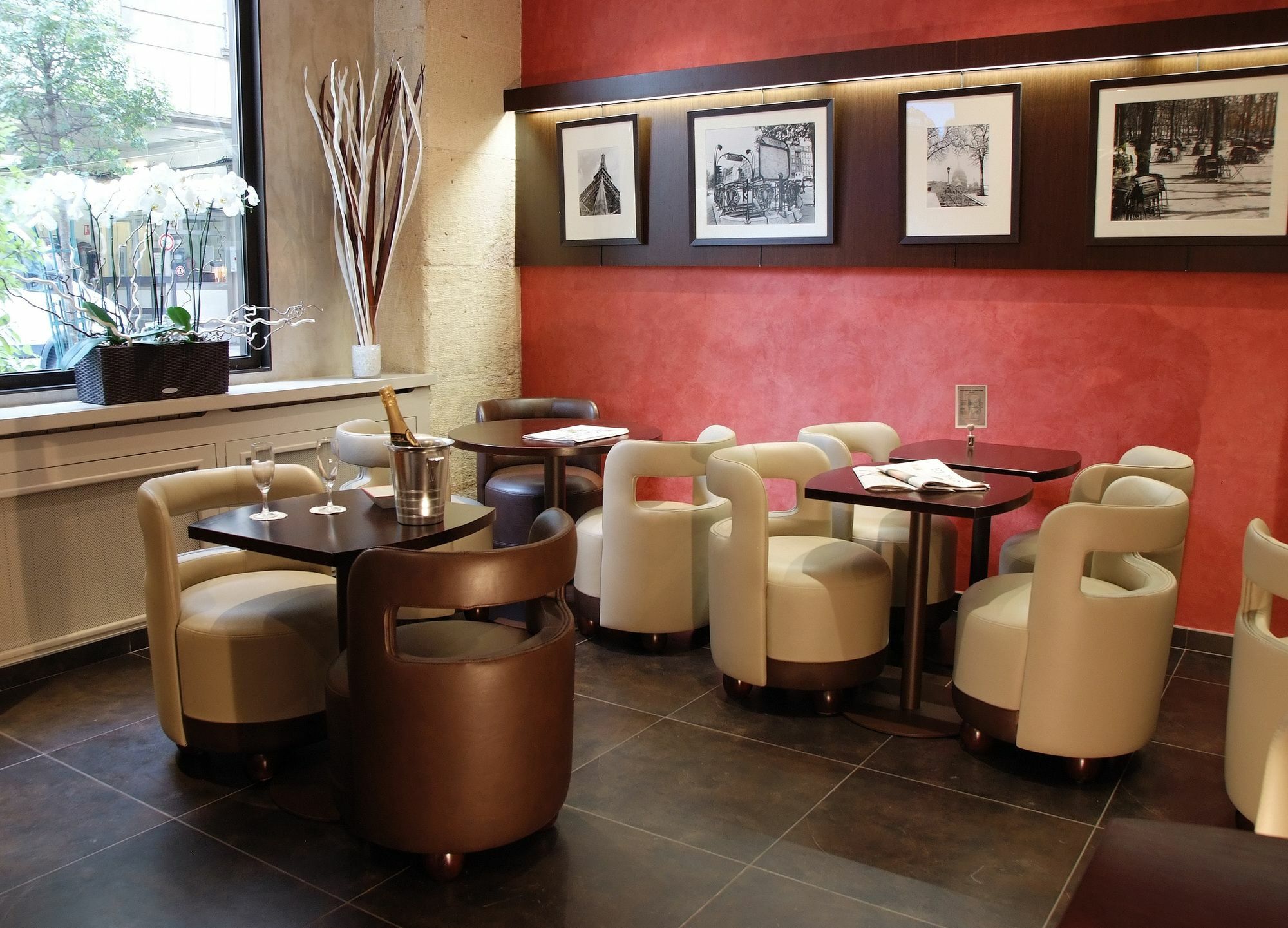Korner Louvre Paris Restaurante foto